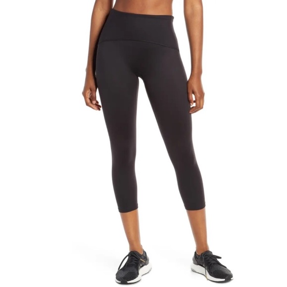 Spanx Booty Boost Active Leggings - Picture 2 of 7